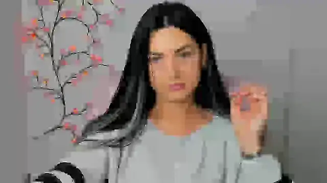 Lune Moon online show from April 28, 5:33 am