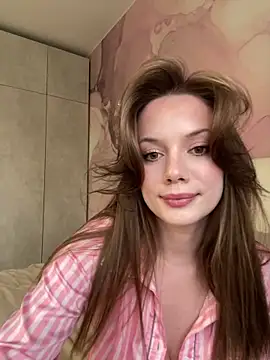 Snapshot of Rosie_Holmes_ chatting on October 4, 12:44 pm Rosie Holmes online show from October 4, 12:44 pm