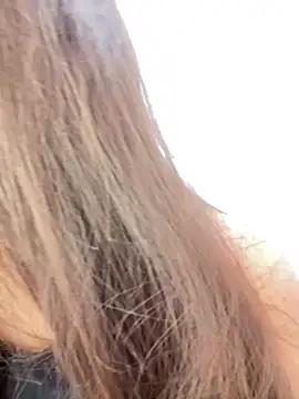 paula miler1 online show from April 22, 3:09 pm