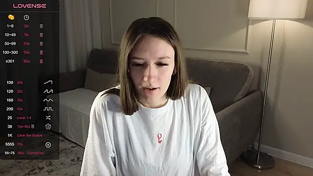 Snapshot of cutienaughtygirl chatting on October 7, 12:53 pm cutienaughtygirl online show from October 7, 12:53 pm