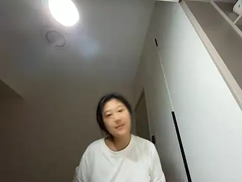 xena0501 online show from November 3, 5:50 pm