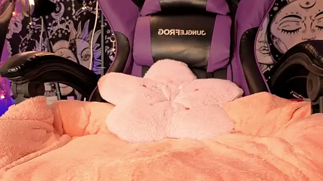 Gaia Gatex online show from April 24, 12:41 pm