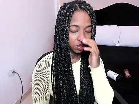 Pauline Fox online show from April 25, 11:57 pm