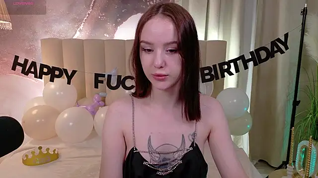 MarySparkle online show from November 2, 4:27 am