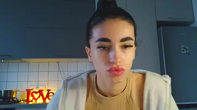 Snapshot of EvaMelnik chatting on October 3, 2:22 pm EvaMelnik online show from October 3, 2:22 pm