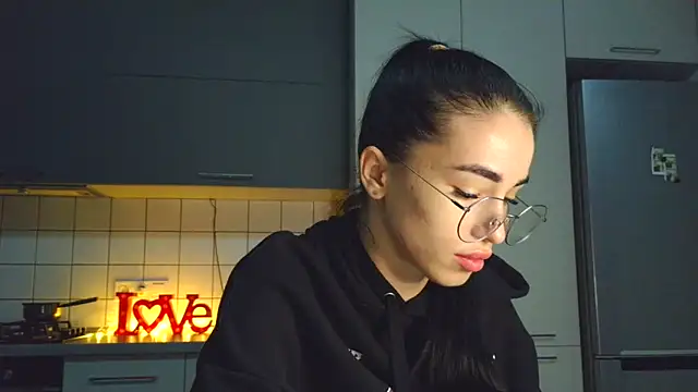 Snapshot of EvaMelnik chatting on October 8, 3:49 pm EvaMelnik online show from October 8, 3:49 pm