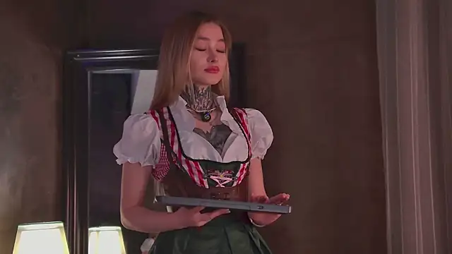 AriWild online show from September 30, 4:40 am