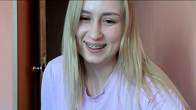 KassandraTress online show from March 30, 3:00 pm