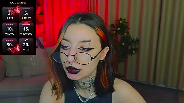 Mistress  Marcelline online show from April 27, 2:08 am