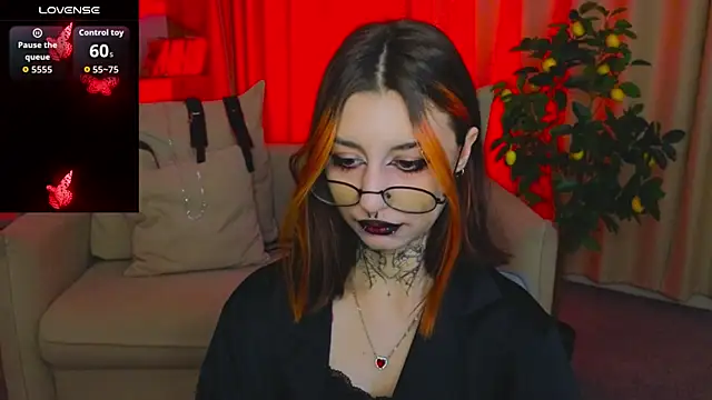 Mistress  Marcelline online show from April 21, 2:51 am