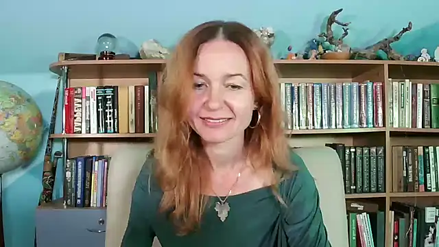 Snapshot of Foxilady357 chatting on October 13, 2:31 pm Foxilady357 online show from October 13, 2:31 pm