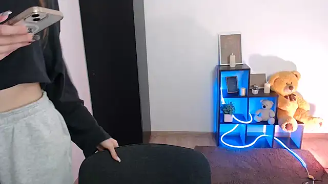 Ariella ari online show from October 28, 2:12 pm