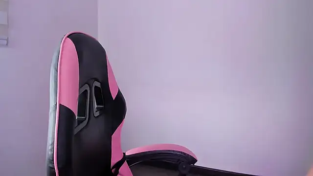 Arianna Jannes online show from April 24, 5:49 pm