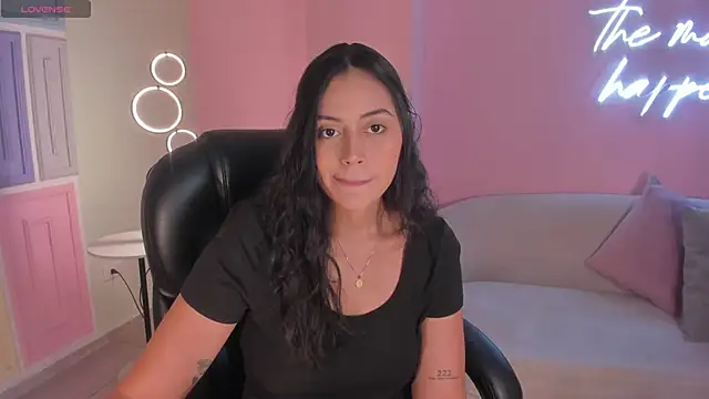 AmbarJames  online show from June 10, 7:12 pm