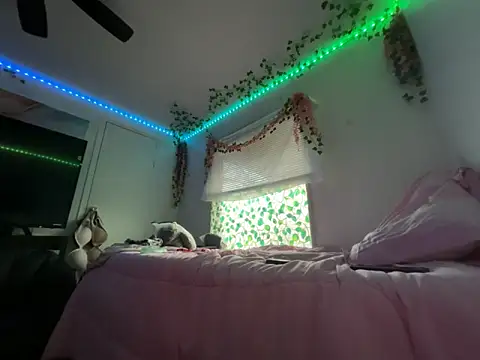 moan4mona online show from April 27, 12:52 am