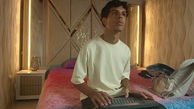 Hotcouple 222 online show from February 27, 7:14 pm