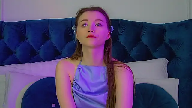 KeiraAsti online show from February 3, 6:23 pm