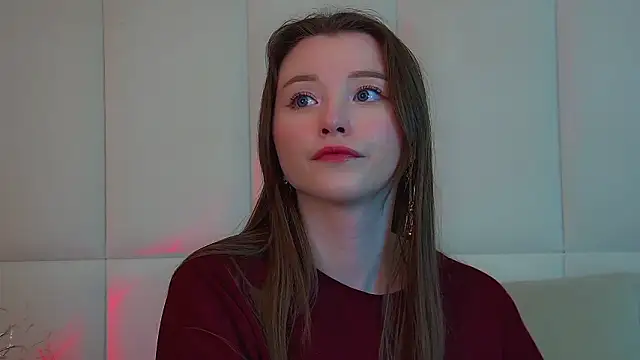 KeiraAsti online show from February 3, 2:53 am