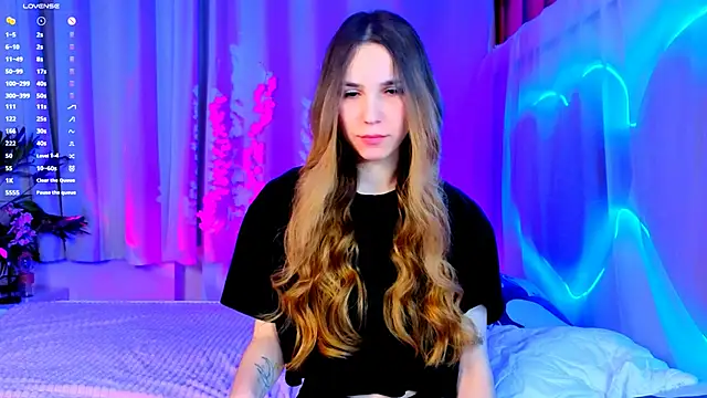Snapshot of -CindyLou chatting on September 27, 8:49 pm -CindyLou online show from September 27, 8:49 pm