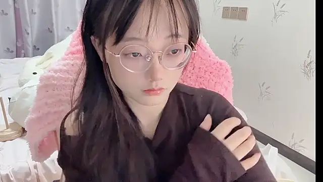 puppy-999 online show from November 6, 1:50 pm