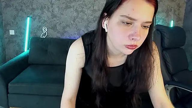 LiviaShy online show from April 23, 7:38 pm