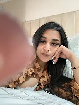 LilMisIndianx online show from October 10, 8:52 am