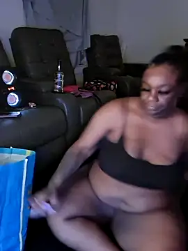 Thickkemzz41 online show from April 21, 6:53 am