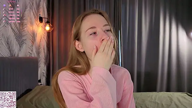 ElvinaRose online show from April 21, 2:15 am