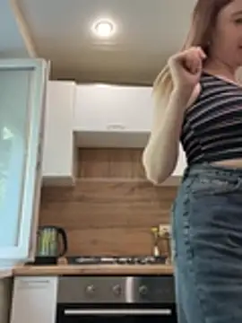 Cum girlss online show from June 29, 5:03 am