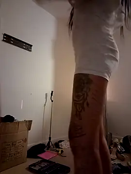 Tannedtattooed69 online show from February 3, 7:02 am