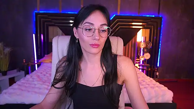 EviLune online show from November 7, 8:58 pm