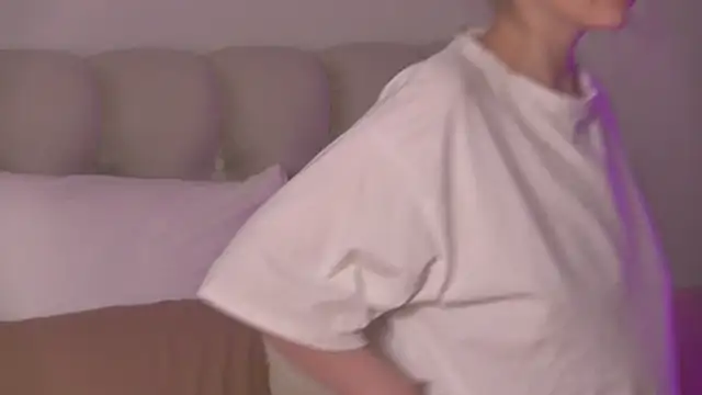 miamunn online show from April 16, 9:39 pm