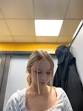 softlyblessed online show from October 27, 3:40 pm