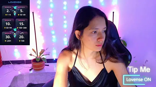 Sarasavage online show from April 24, 12:41 pm