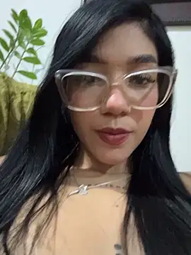 ElaRose 12 online show from June 5, 5:11 am