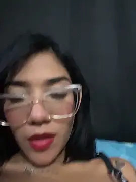 ElaRose 12 online show from February 15, 9:47 pm