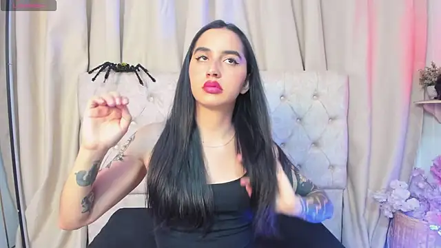 kaylee lee online show from October 20, 4:04 am