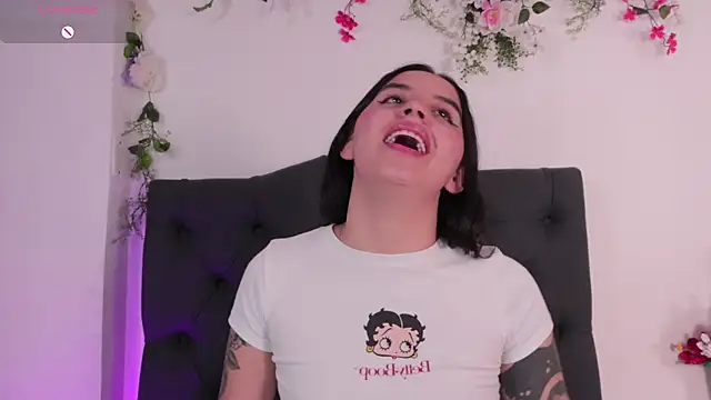 kaylee lee online show from April 24, 4:26 am