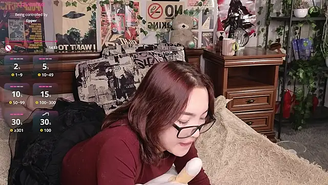 OdetteBiddy online show from November 9, 8:27 pm