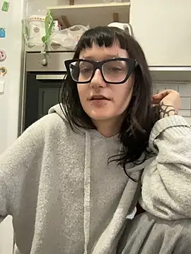 severingratty online show from November 17, 8:04 am