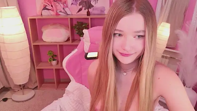 milaa sun online show from April 25, 1:41 pm