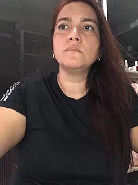 sweetdulcexxx online show from April 24, 9:06 pm