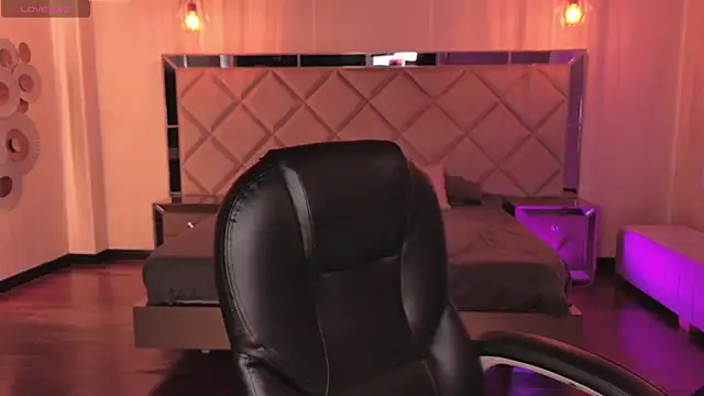 MeganScott online show from May 28, 11:41 am