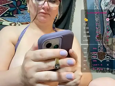 GirlSquirt online show from April 25, 1:41 am