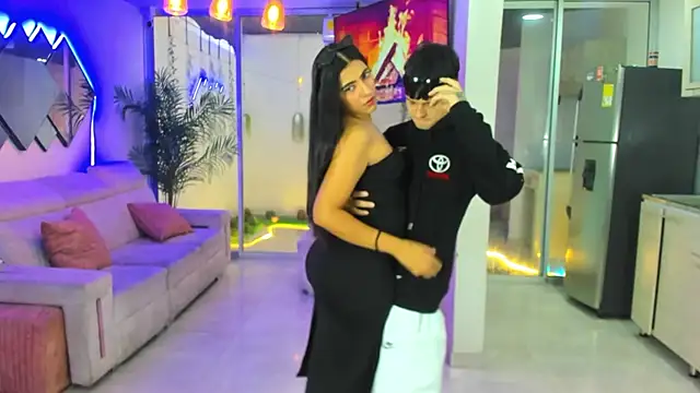 stangirls  online show from April 23, 9:28 pm