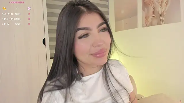 EmmyKenner online show from November 28, 11:57 am