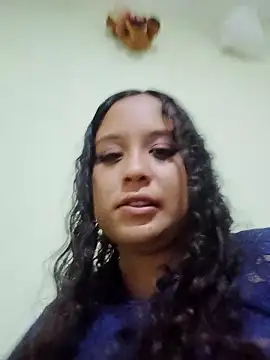 You-sexy-starr online show from December 13, 10:38 pm