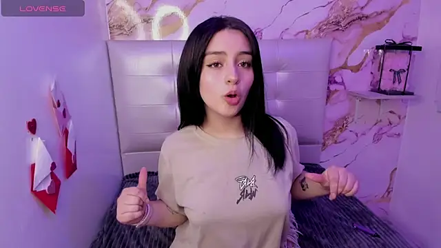 Anna Blade  online show from April 23, 4:42 pm