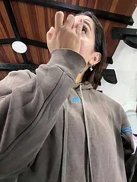 JasmineRhodes online show from April 27, 12:57 pm