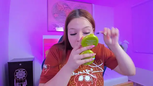 kitty sweeety  online show from April 21, 12:34 pm